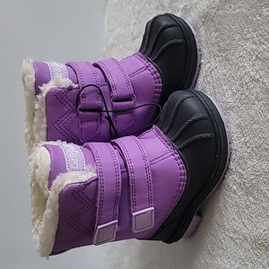 NWT Cat & Jack Girls Purple/Gray Winter Boots - Size 6